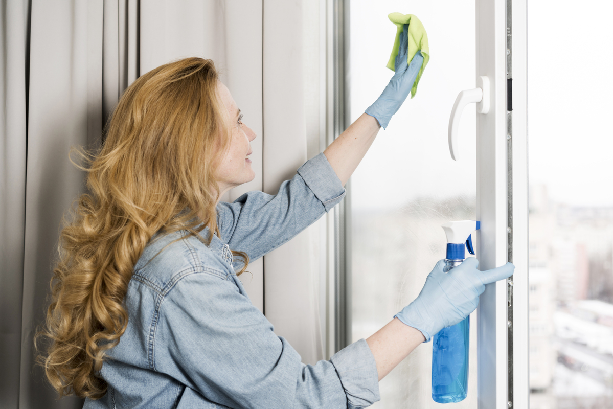 Wie oft Fenster putzen? So häufig sollten Fenster gereinigt werden